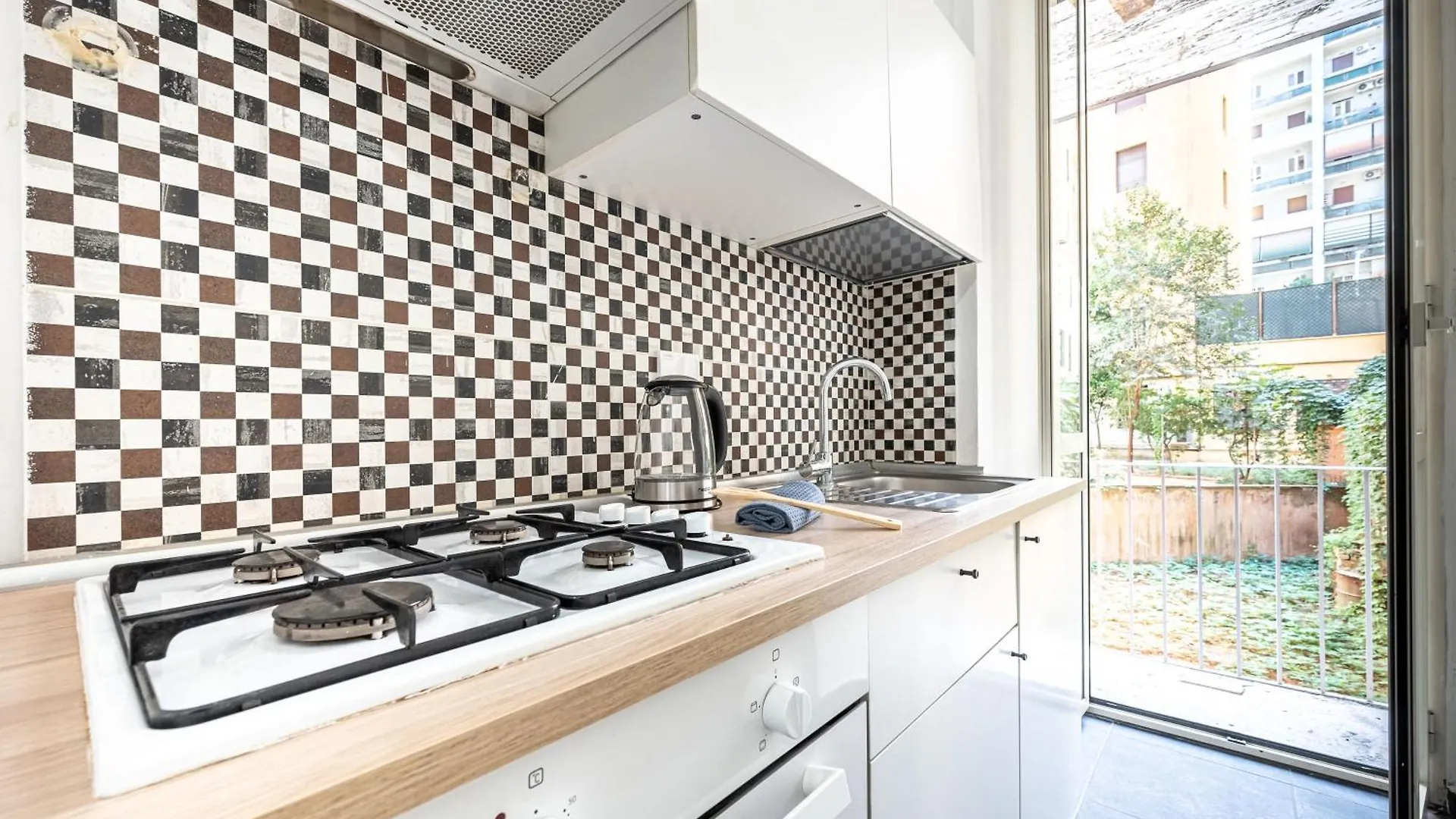 Dream Suite Modern In Rome Air Conditioning Wifi Near The Metro A 0*,  Italia
